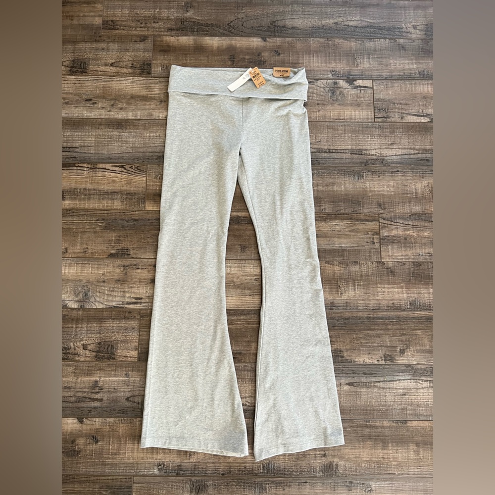 NEW Victoria Secret PINK flare legging